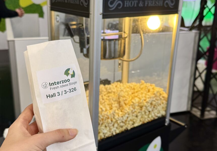 Popcornwagen auf der Messe Interzoo Nürnberg